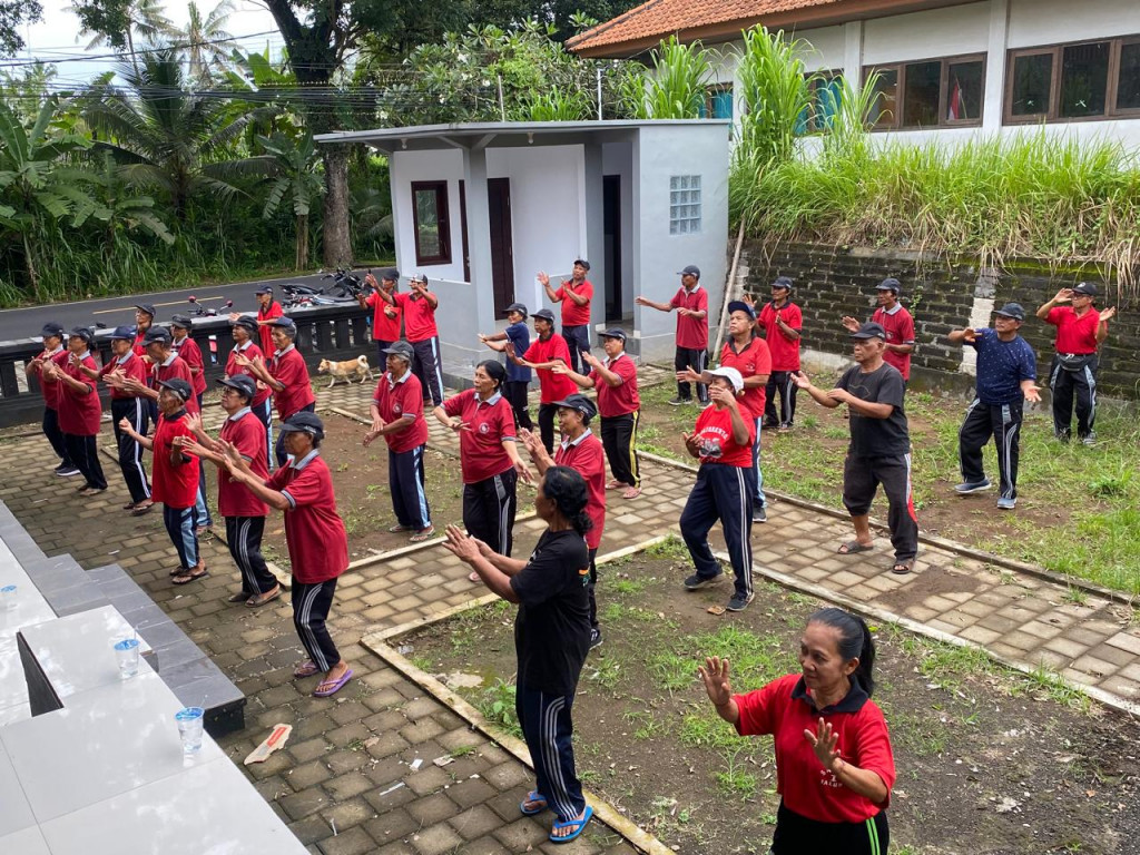 Pelaksanaan Kegiatan Posyandu Lansia Banjar Karangenjung Bhakti - 01 Desember 2024